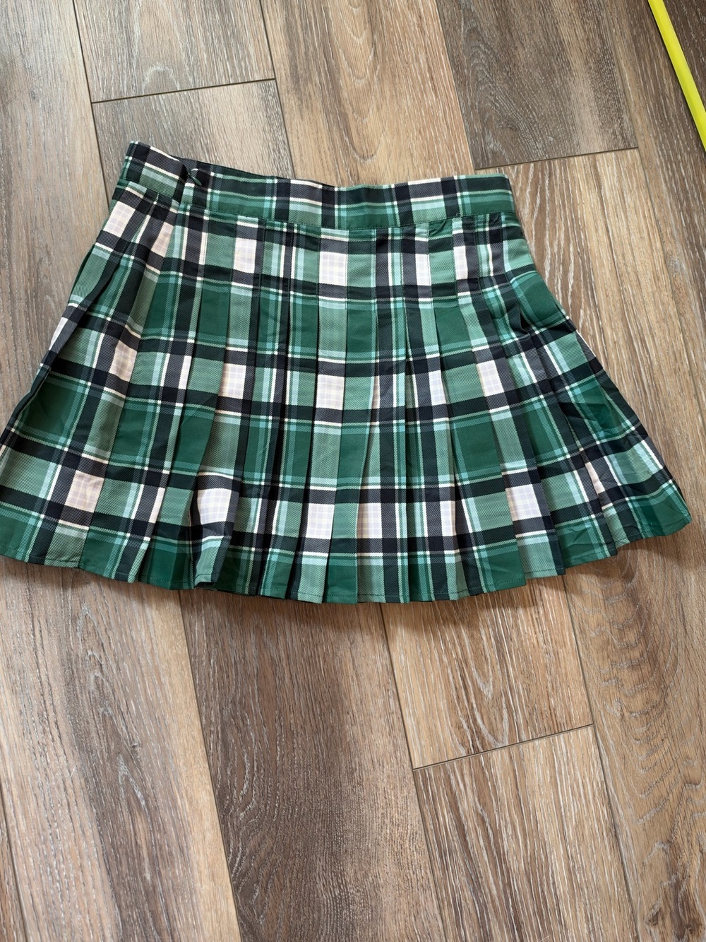 love, Fire Green Plaid Pleated Skater Skirt Size Large